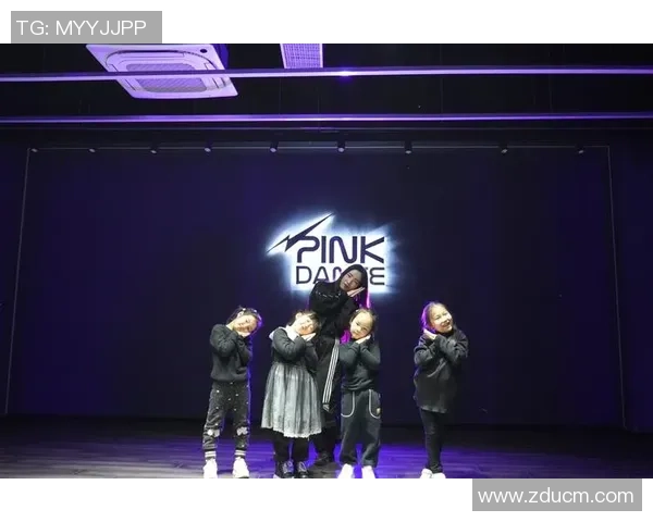 上海街舞队的耐力探秘:舞动城市节奏与坚持的力量 上海街舞队的耐力探秘:舞动城市节奏与坚持的力量